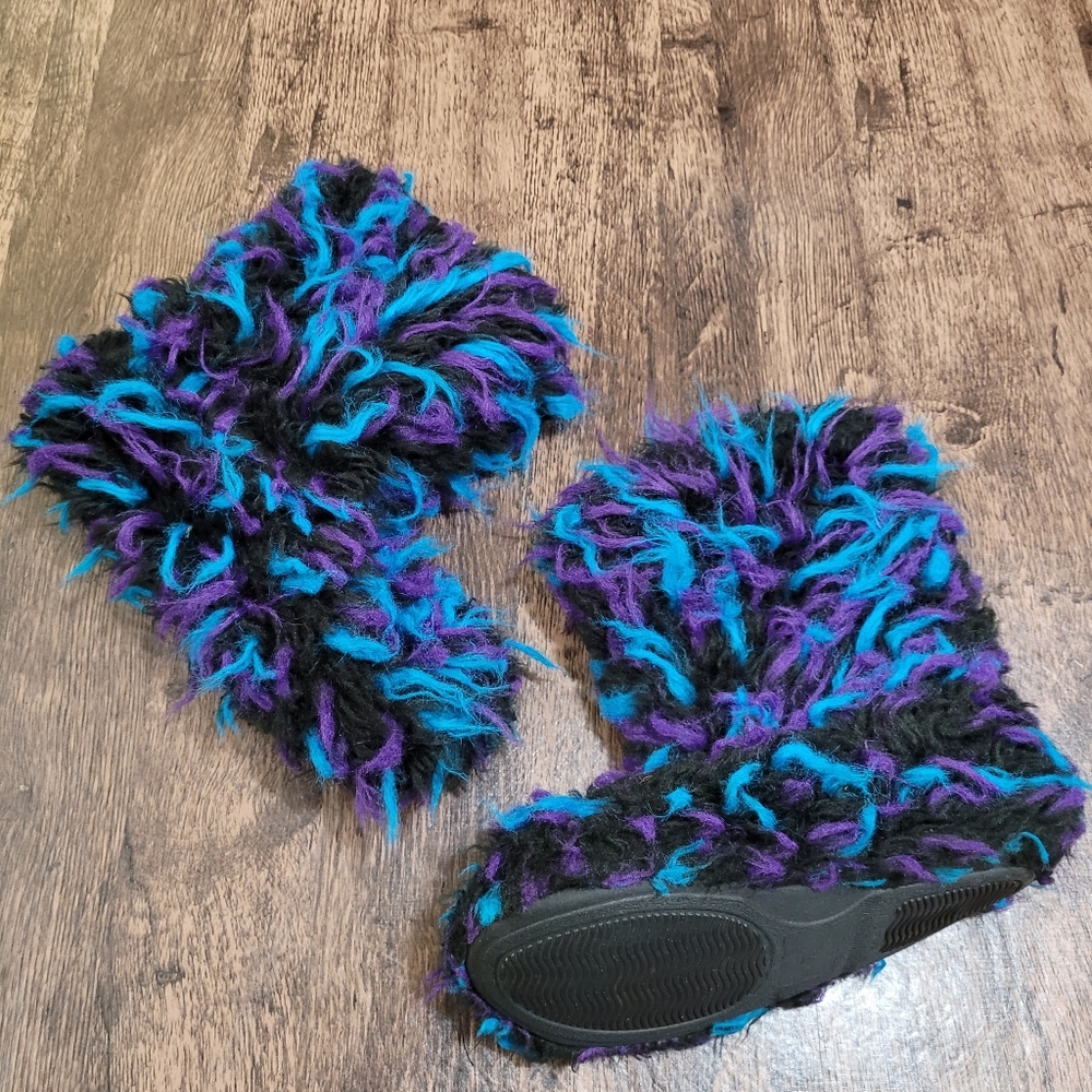 Black Purple Turquoise Wacky Slippers Size 7